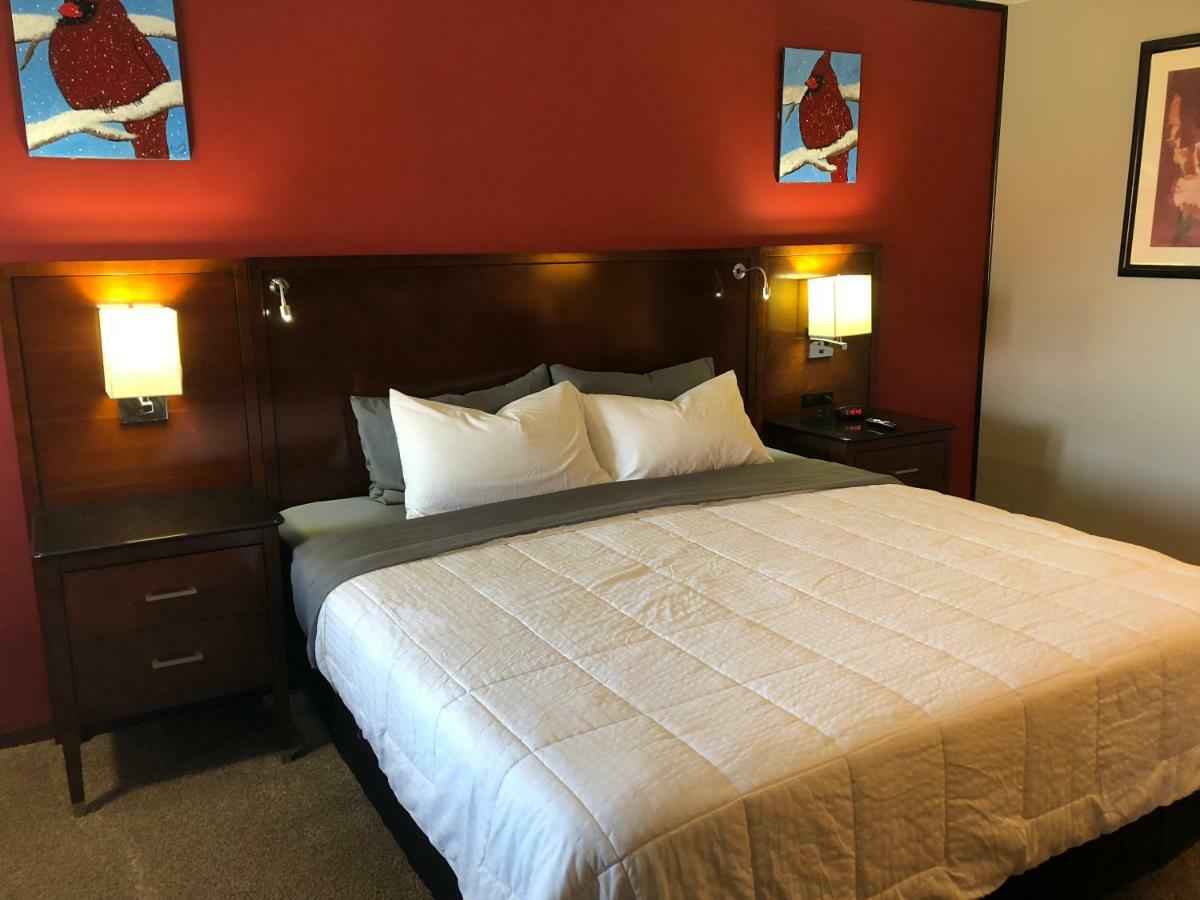 Viking Motel Lindsborg Экстерьер фото