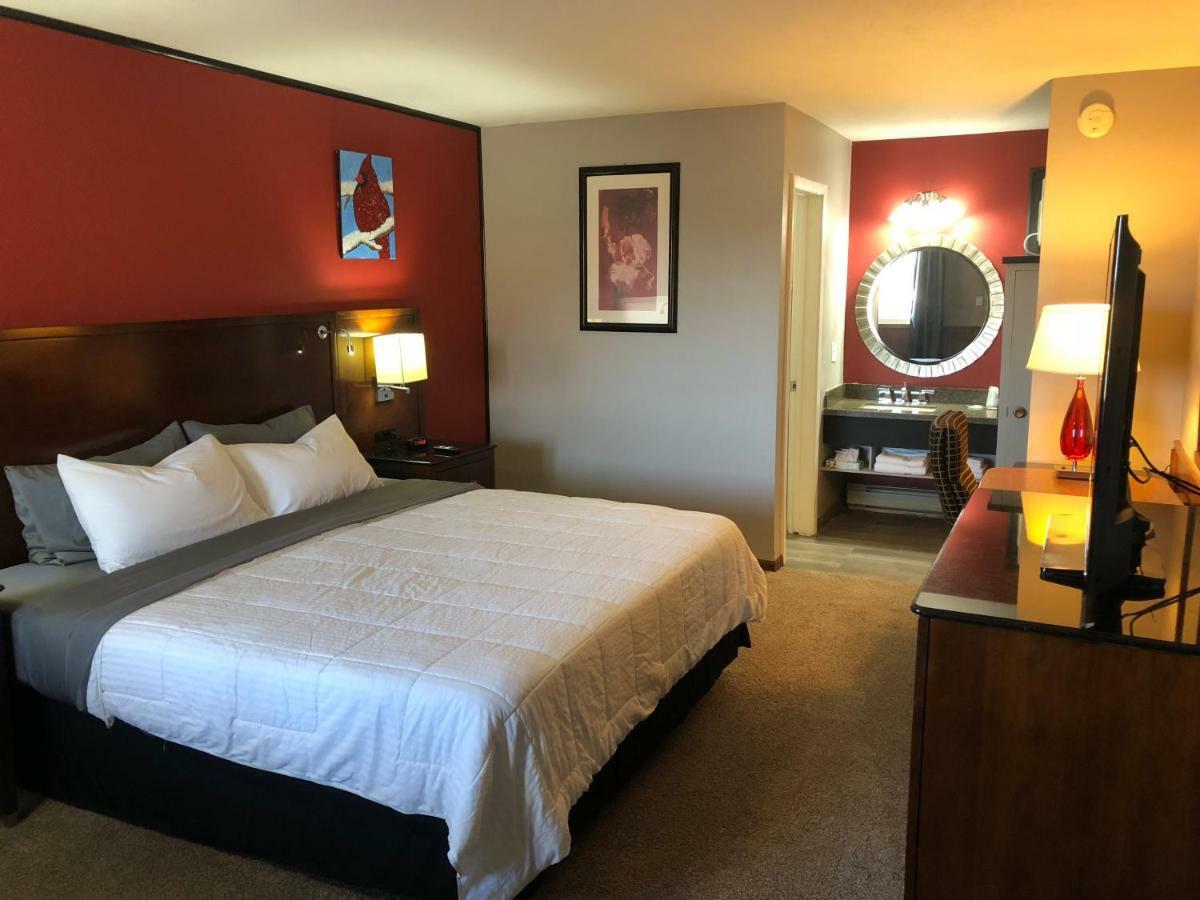 Viking Motel Lindsborg Экстерьер фото